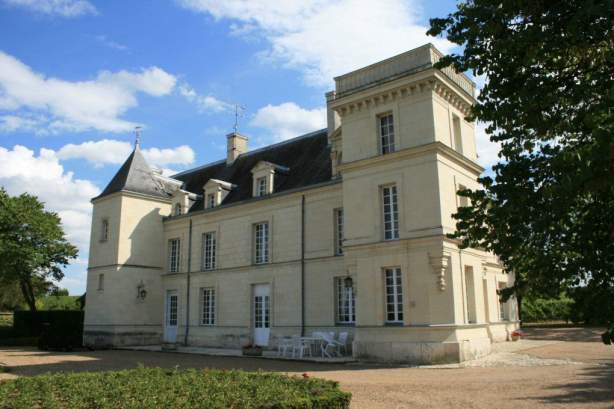 chateau de villeneuve